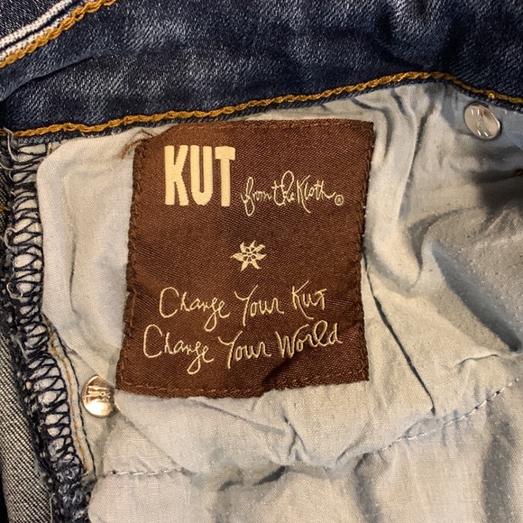 Kut from the Kloth Straight Leg Jeans, Medium Wash, Size 6 - Picture 5 of 5